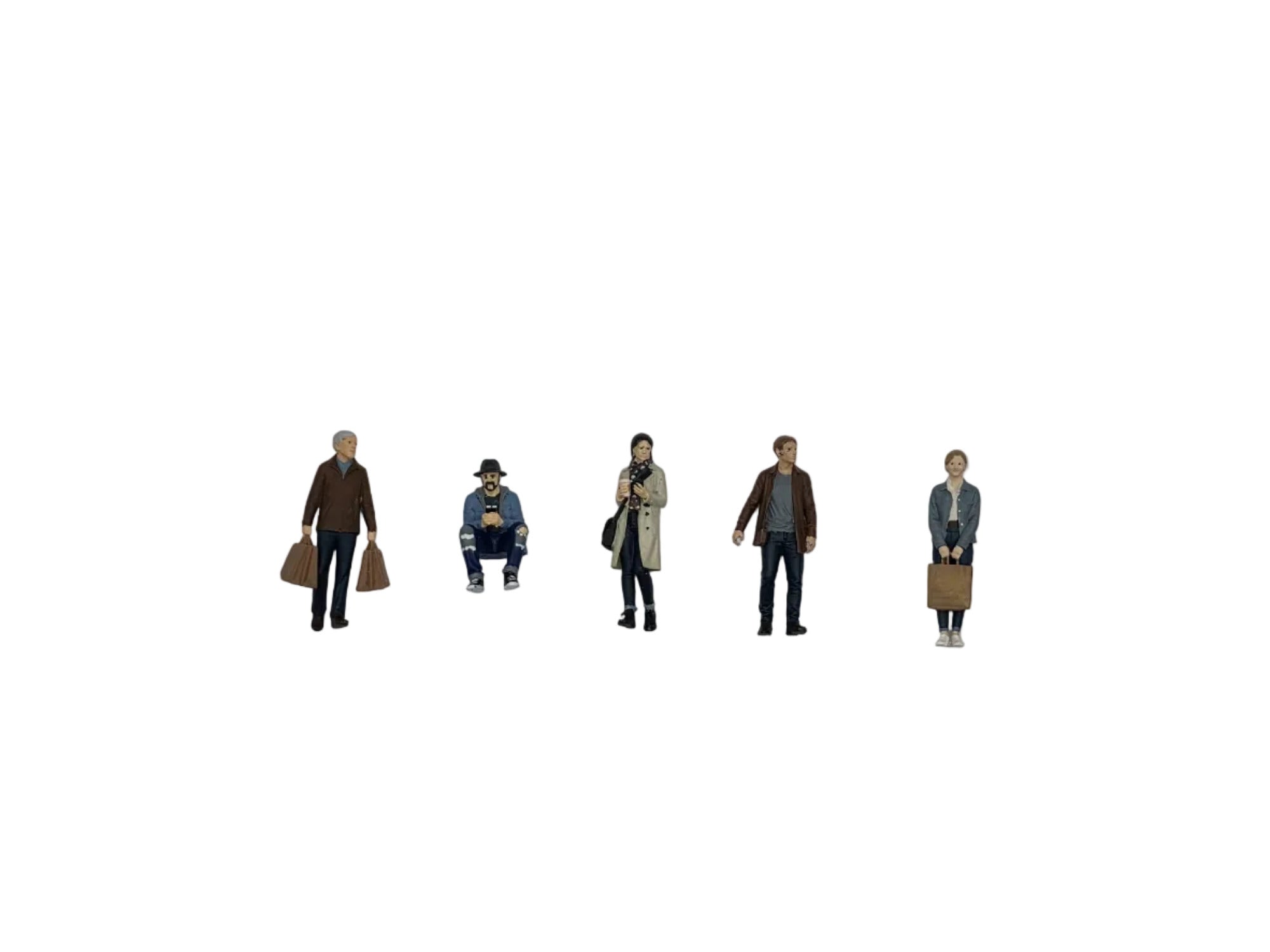 5 figurine in miniatura di passanti